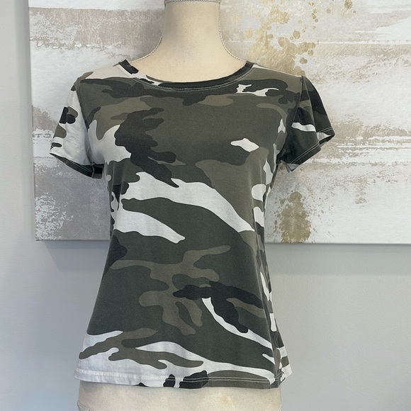 Venti 6 Camo Fitted Top - Picture 1 of 4
